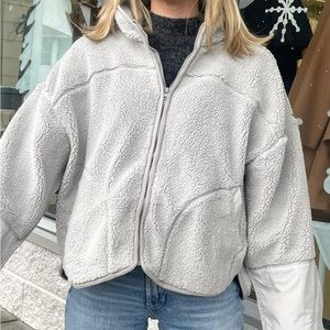 Womens only worn once fuzzy zip up! Light and comfy